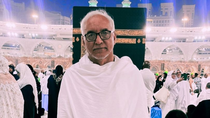 Former Chief Justice of Gilgit-Baltistan Supreme Appelate Court Wazir Shakeel performs umrah