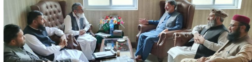 A delegation from Gilgit-Baltistan meets Amir Jamat Islami AJK Dr. Khalid Mehmood Khan in Islamabad